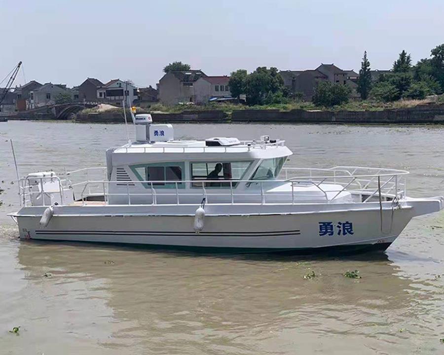 休闲艇